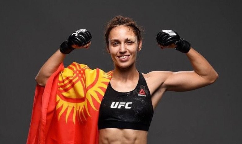 UFC: Антонина Шевченко занимает 12 место в рейтинге