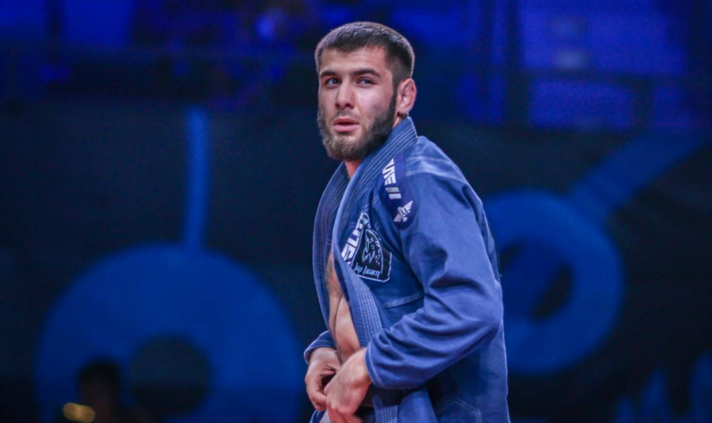 Президент федерации джиу-джитсу КР поддержал Матраимова