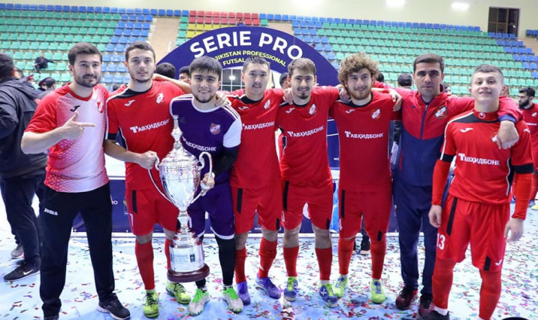 Ильяс Чотбаев помог «Сипару» выиграть чемпионат Таджикистана