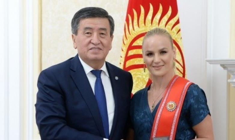 Валентина Шевченко поблагодарила экс-президента Жээнбекова