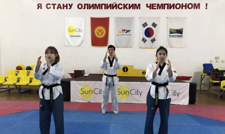 Таэквондисты завоевали бронзу на международном онлайн-турнире