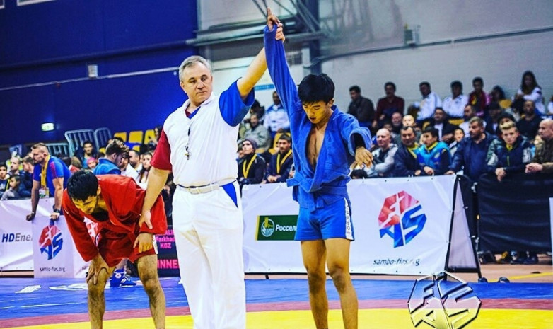 Тимурлан Токтоболотов вышел в полуфинал молодежного чемпионата мира