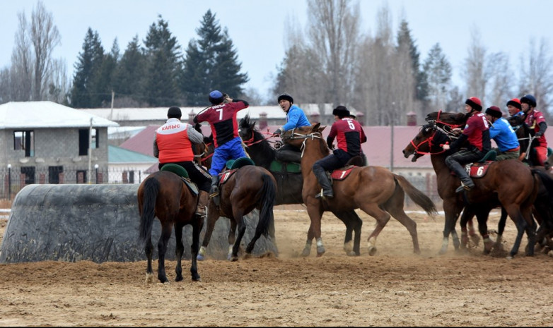 «Нооруз-2021»: «Ынтымак» вышел в финал, обыграв «Сары-Озон»