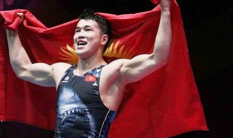 Акжол Махмудов Марлену Асыкееву: Выше голову