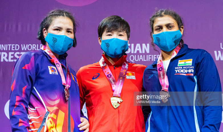 Айпери Медет кызы выиграла золото лицензионного турнира в Алматы