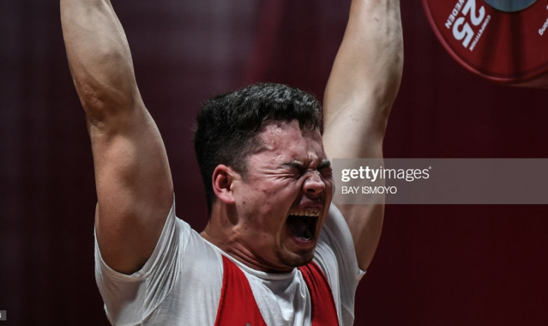 Тяжелоатлет Бакдоолот Расулбеков получил лицензию на участие в Олимпийских играх в Токио