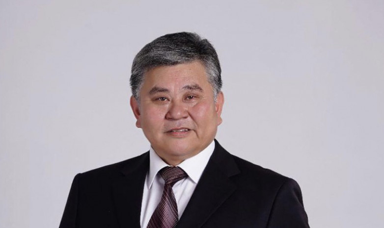 Эльмурза Сатыбалдиев переизбран президентом федерации волейбола