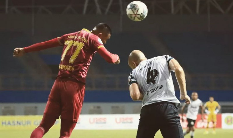 Чемпионат Индонезии: Команда Шумейко проиграла в матче 13 тура