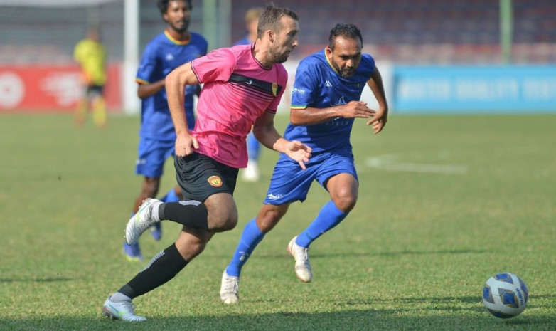 Первый гол Анатолий Власичева на Мальдивах. ВИДЕО