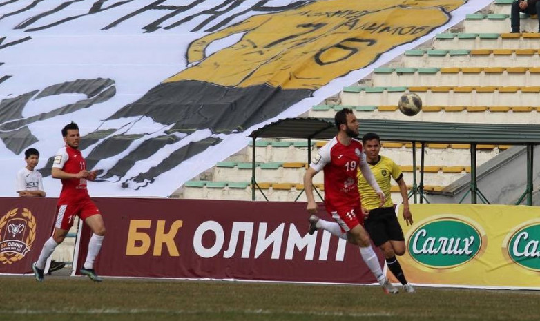 Дерзкий старт новичка, чемпион спасается на последних минутах. Первый тур КПЛ