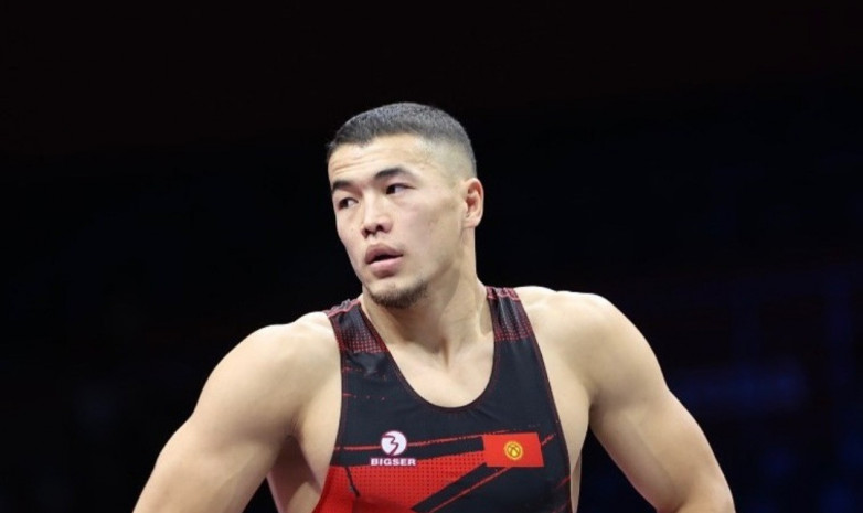 Акжол Махмудов в финале чемпионата мира