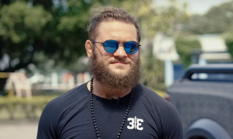 Рафаэль Физиев: Я не гонюсь за чемпионским поясом UFC, я гонюсь за бабками