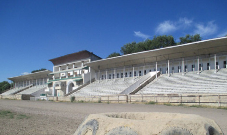Ипподром «Ак-Кула» в Бишкеке нужно отремонтировать, - депутат