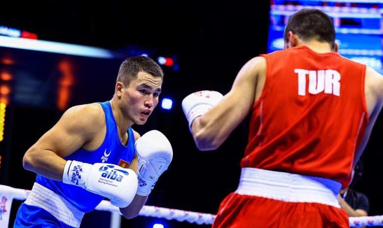 ЧМ в Ташкенте: Нурадин Рустамбек уулу в первом раунде дважды отправил соперника в нокдаун