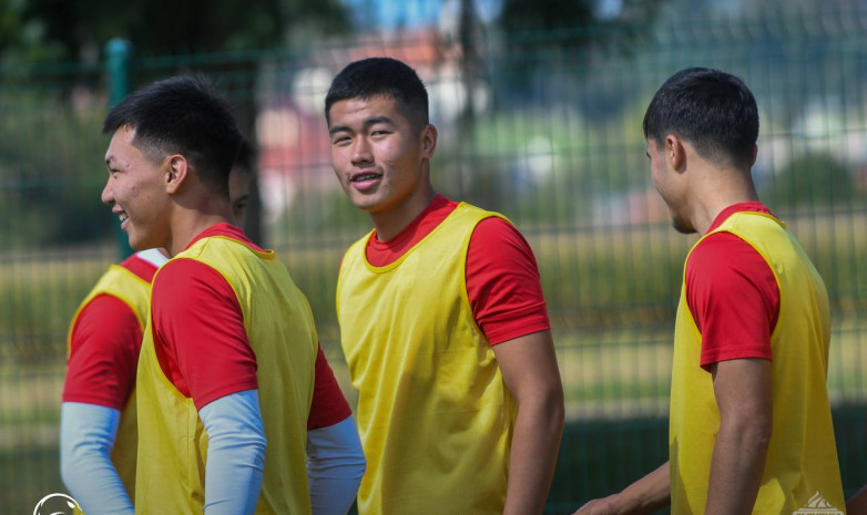 Slovenia Nations Cup: Тренировка сборной Кыргызстана U-18 перед матчем с Исландией. ФОТО