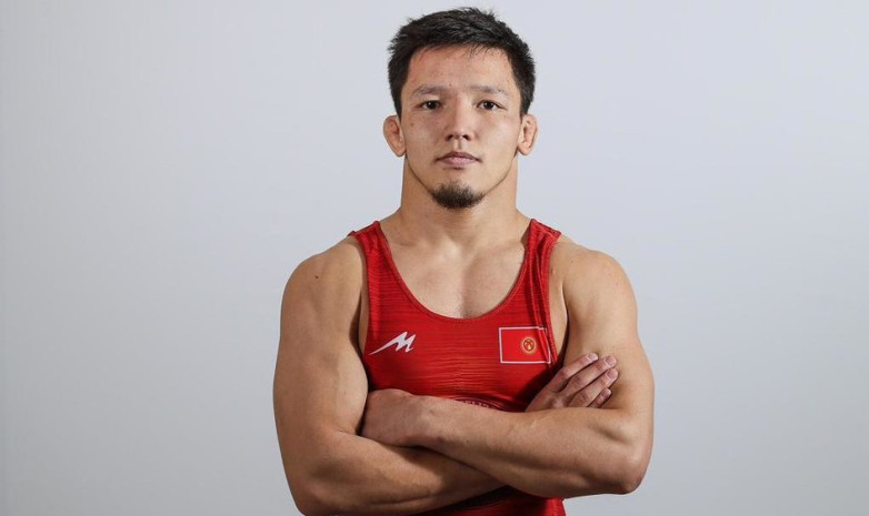 Алмаз Сманбеков занял 3 место в мировом рейтинге по итогам 2023 года