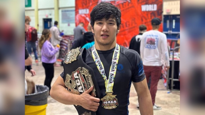 Азирет Жусупалиев выиграл золото чемпионата мира по NAGA грэпплингу в США