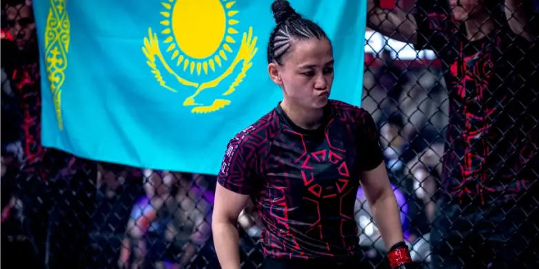 Чемпионка лиги OCTAGON из Казахстана получила самый тяжелый бой в карьере