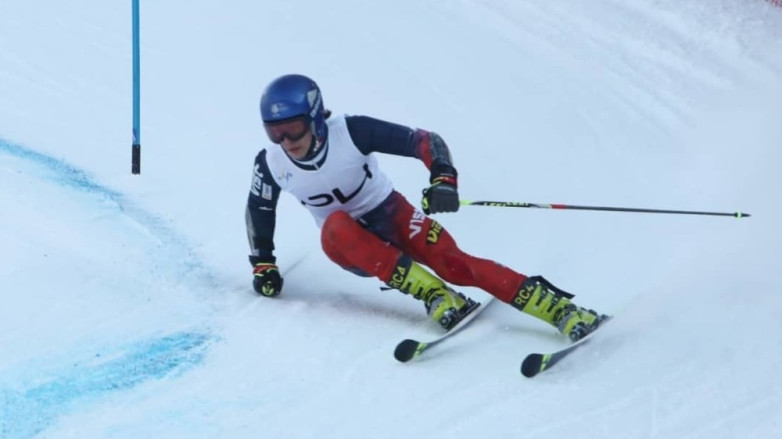 Роман Нарчуганов — чемпион Кыргызстана по горнолыжному спорту