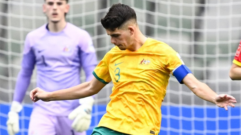Кубок Азии U-20: Сборная Кыргызстана проигрывает Австралии 0:4 после первого тайма, пропустив 4 гола за полчаса