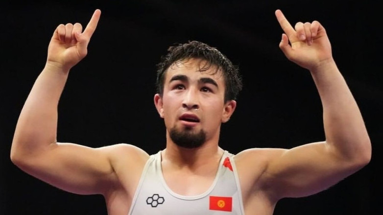 Ещё один борец из Кыргызстана вышел в полуфинал чемпионата Азии