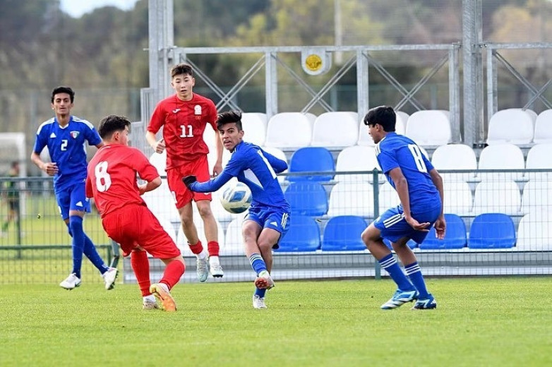 Сборная Кыргызстана U-17 проводит сборы в Турции