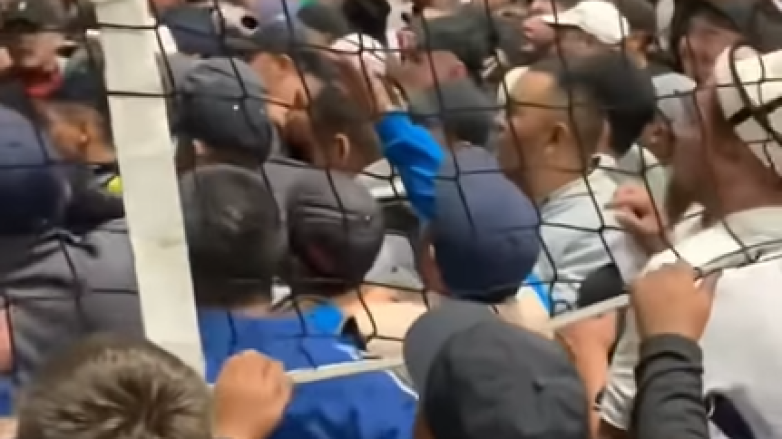 Волейбольный матч в Баткене перерос в массовую потасовку. ВИДЕО