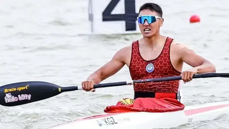 Ерлан Султангазиев рассказал, как ему удалось выиграть чемпионат Азии по гребле на байдарках и каноэ