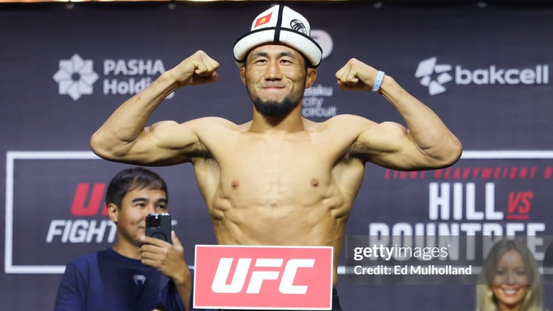 UFC: Мыктыбек Оролбай уулу одержал победу в первом раунде