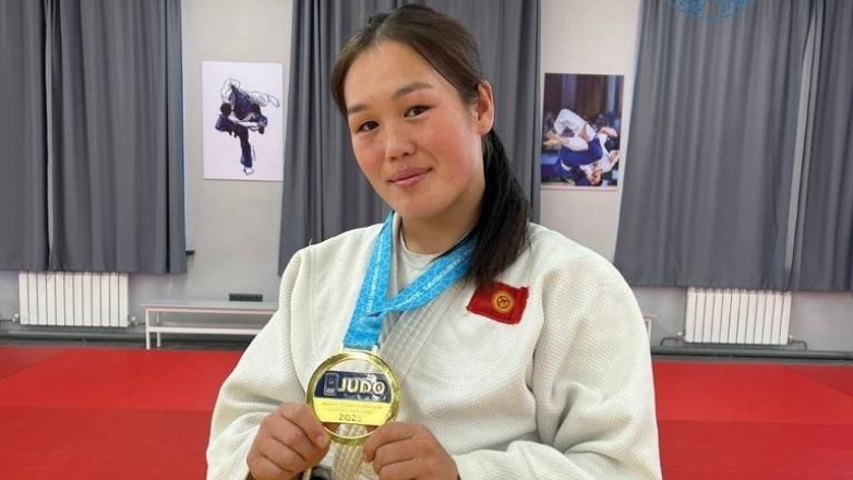 Адина Кочконбаева выиграла золото молодежного Кубка Азии по дзюдо