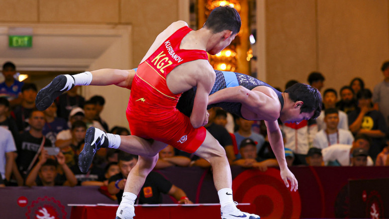 Сегодня в Бишкеке стартует молодежный чемпионат Азии. Состав пар