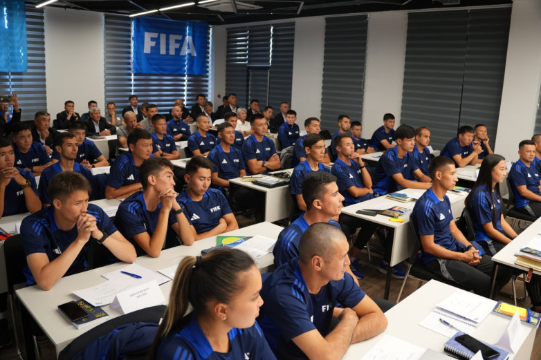 В Бишкеке прошел семинар для арбитров FIFA
