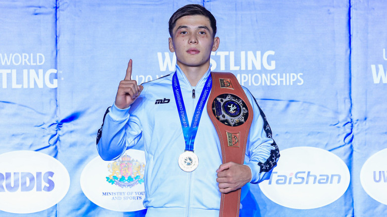 Жантөрө Мирзалиев — чемпион мира по греко-римской борьбе U20