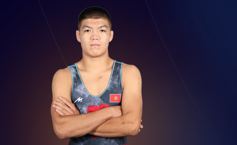 ЧМ U20: Адилет Акылбеков вышел в четвертьфинал