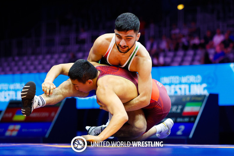 Кыргызстанец проиграл схватку за бронзу на чемпионате мира по борьбе в Хорватии