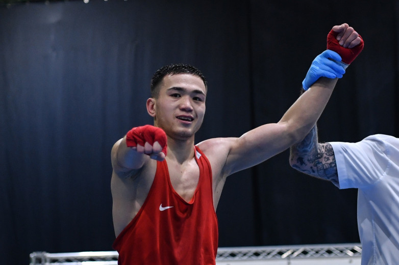 Боксер из Кыргызстана разгромил шотландца и вышел в 1/8 финала чемпионата мира в Ливерпуле