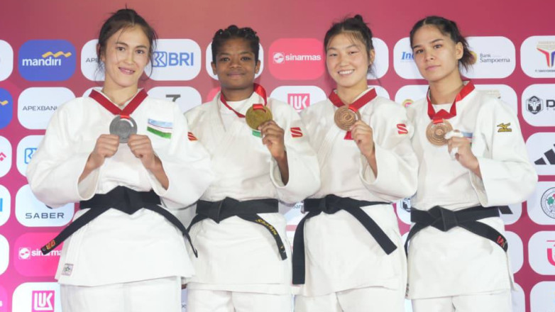 Кыргызстан взял 4 медали на молодежном чемпионате Азии по дзюдо