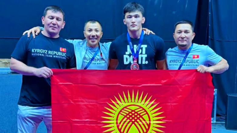 Тренер сборной по греко-римской борьбе подал в отставку после провала на ЧМ в Хорватии
