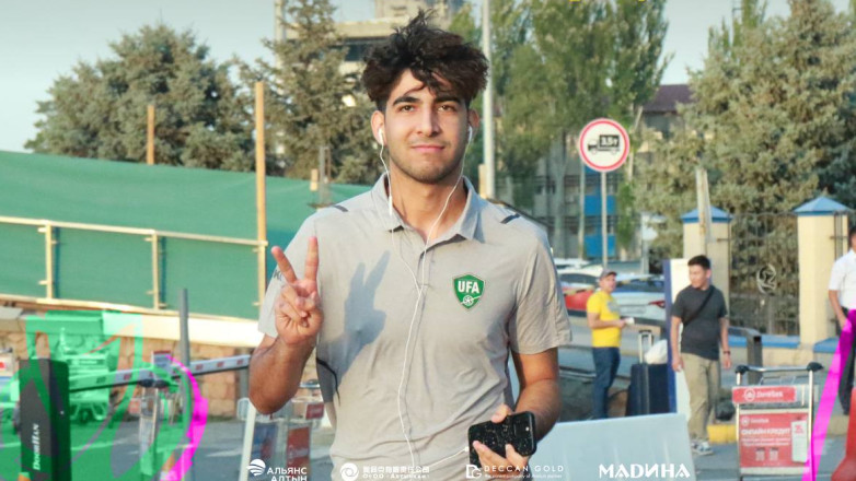 Отбор Кубка Азии U23: сборная Узбекистана прилетела в Бишкек