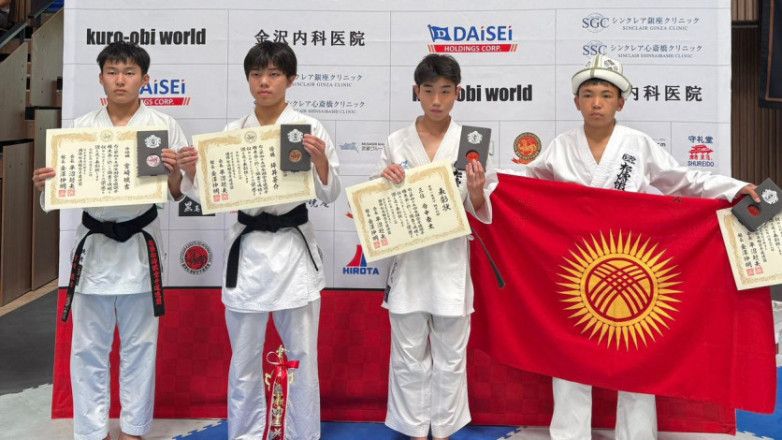 Кыргызстанцы завоевали две медали на чемпионате Японии по карате