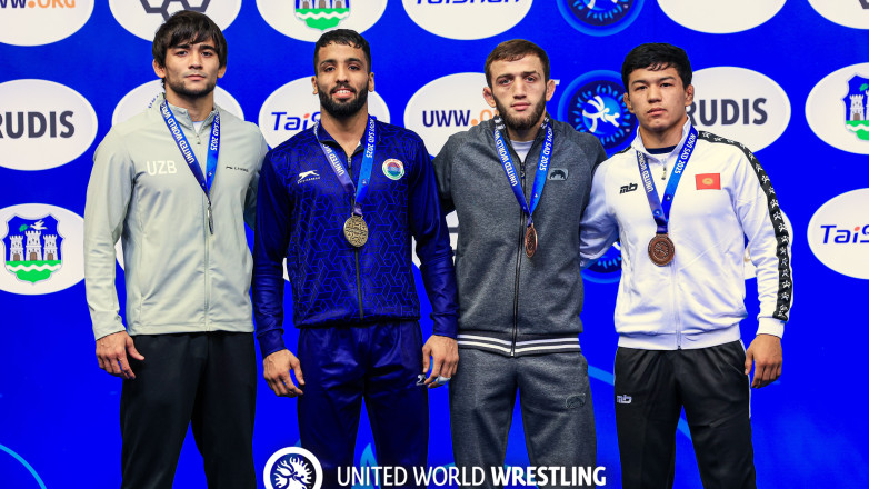 У Кыргызстана еще одна медаль на молодежном ЧМ по борьбе