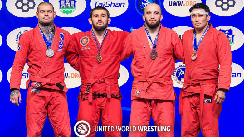 Борец из Кыргызстана завоевал бронзу чемпионата мира по грэпплингу