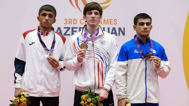 Кыргызстан взял 4 медали по греко-римской борьбе на Играх СНГ