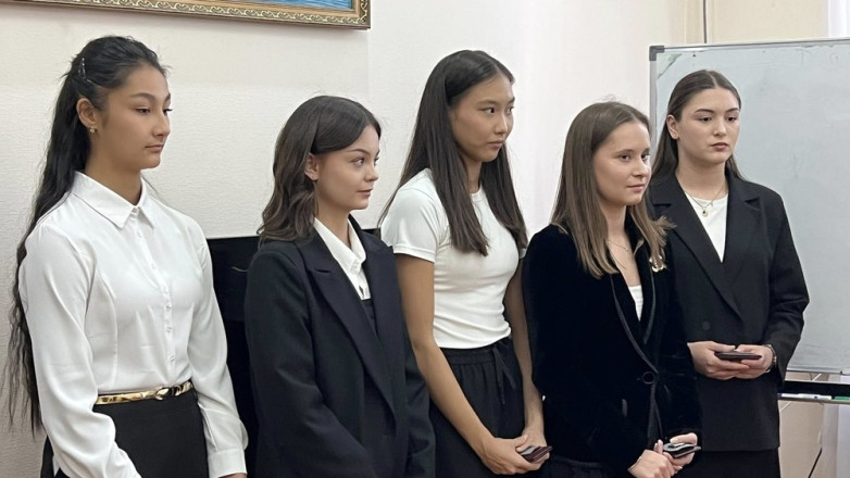 Пять кыргызстанских гимнасток получили звание мастеров спорта международного класса