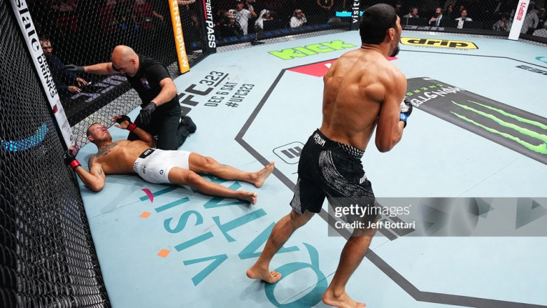 UFC: кыргызстанец снова не получил бонус $50000