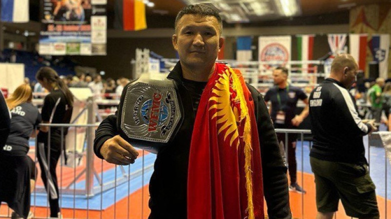 Борец из Кыргызстана выиграл чемпионский пояс в Италии