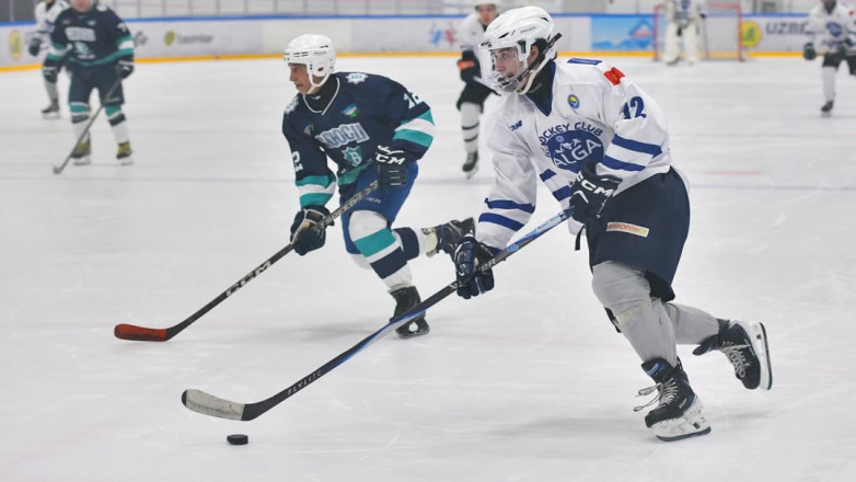 Лучшие моменты матча открытого чемпионата Узбекистана по хоккею в Ташкенте. ВИДЕО