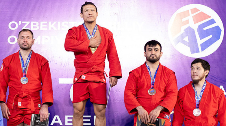 Кыргызстанские спортсмены завоевали две золотые медали на чемпионате мира по самбо среди ветеранов