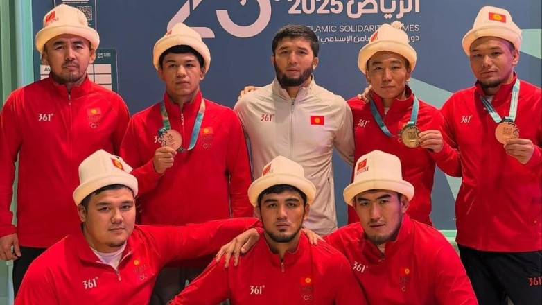 Сборная Кыргызстана по вольной борьбе заняла 3 место на Исламских играх