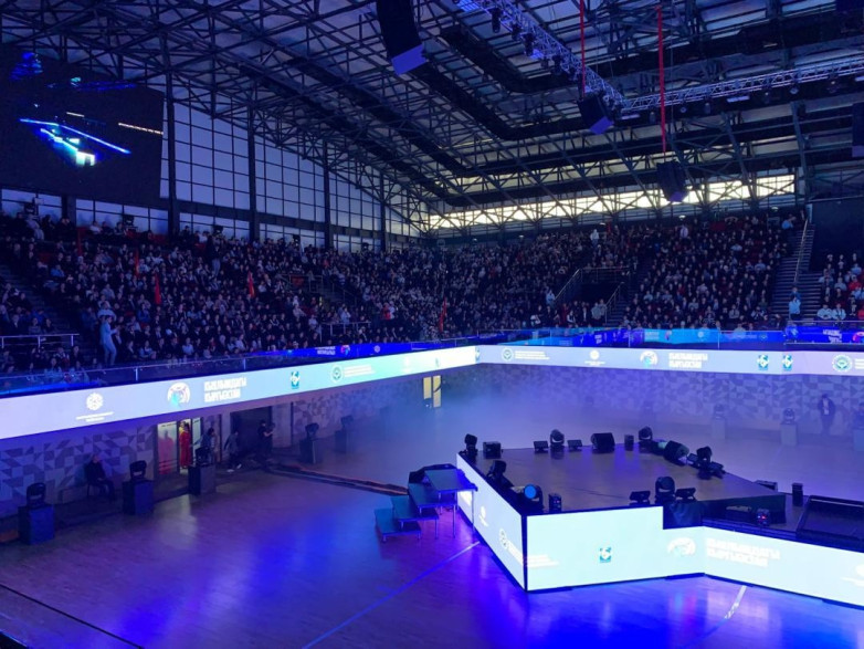 В Бишкеке после реконструкции открыли малую арену стадиона Спартак